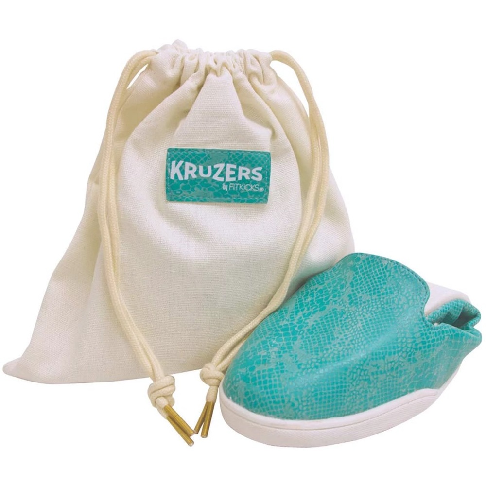 FITKICKS Kruzers Foldable Street Sneakers & Travel Tote - Size Med (7-8) *NEW*